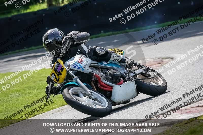 cadwell no limits trackday;cadwell park;cadwell park photographs;cadwell trackday photographs;enduro digital images;event digital images;eventdigitalimages;no limits trackdays;peter wileman photography;racing digital images;trackday digital images;trackday photos